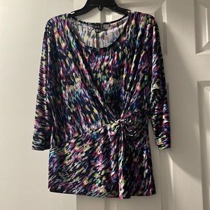 Rafaella Woman’s Blouse 3/4 length sleeves touching at waist Size Small